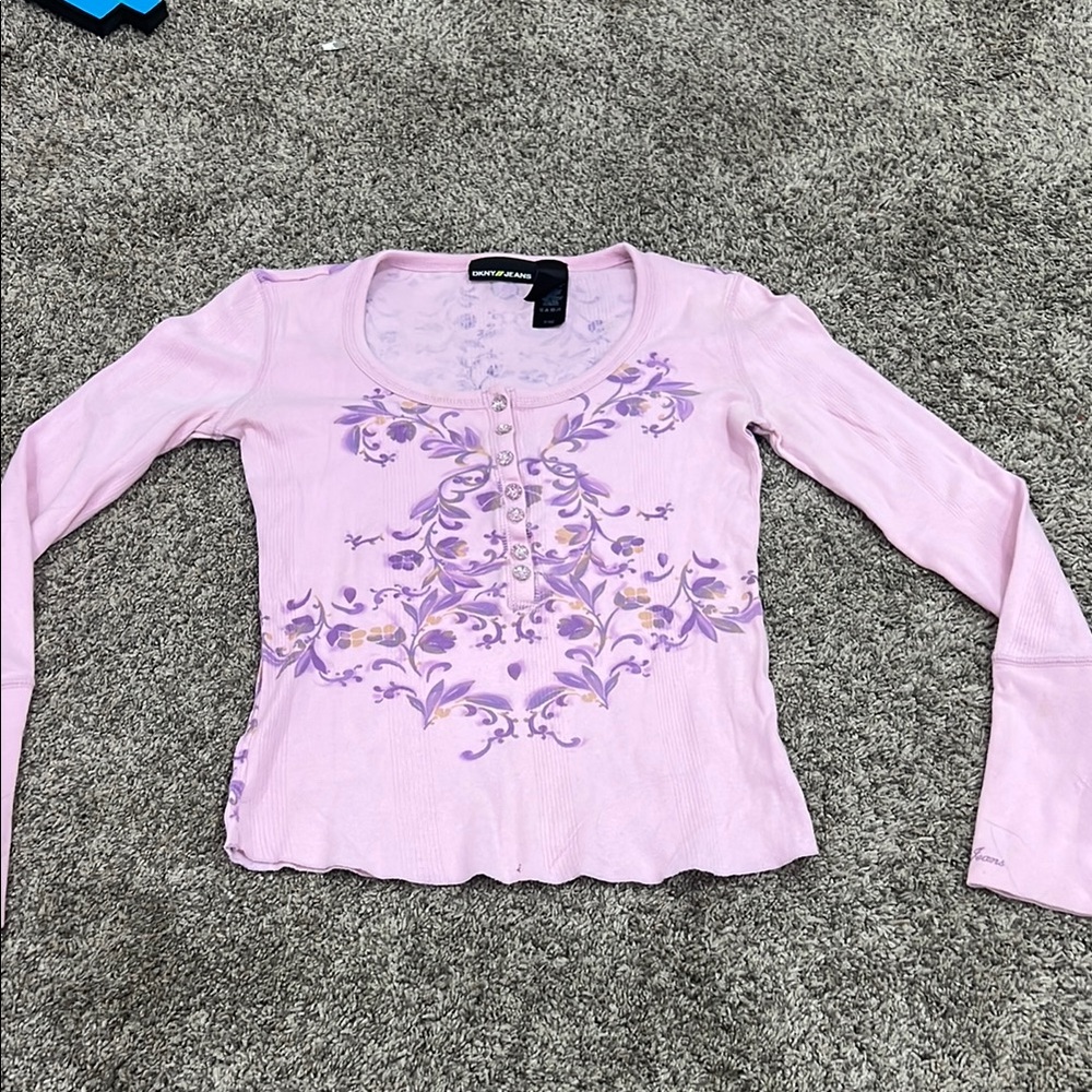 Pink Fitted Blouse with Ribbed Style